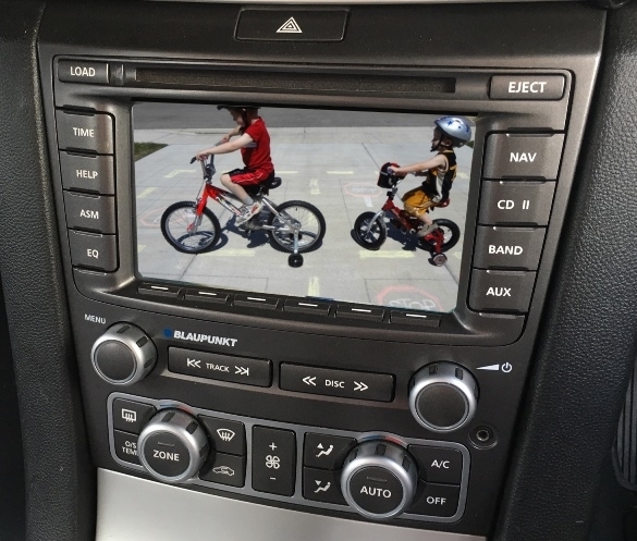 VE SERIES 1 E2 HSV REVERSE CAMERA NON V9